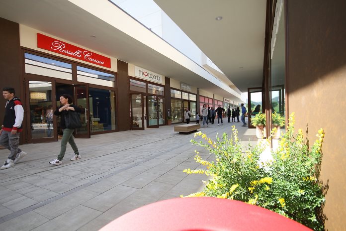 negozi-outlet-shopinn-brugnato